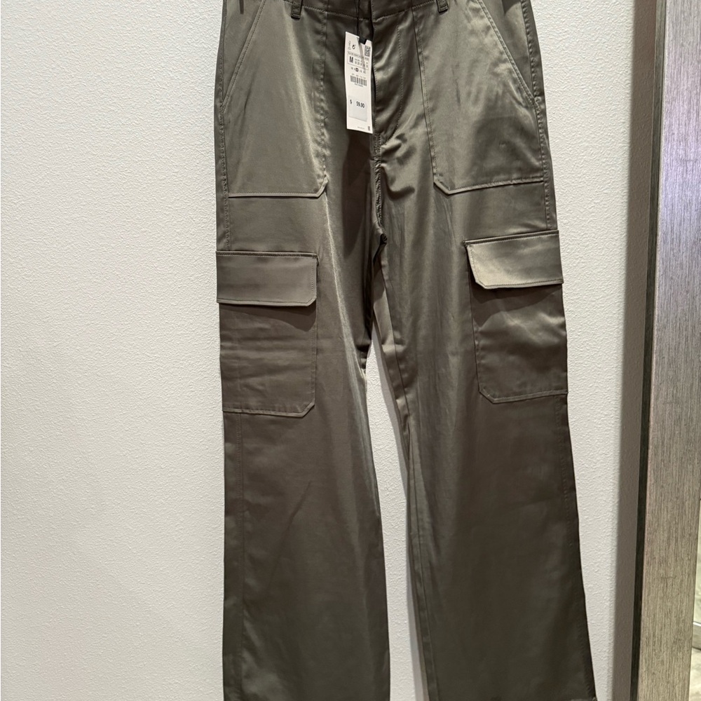 Bundle of Zara women’s Pants - Picture 6 of 12